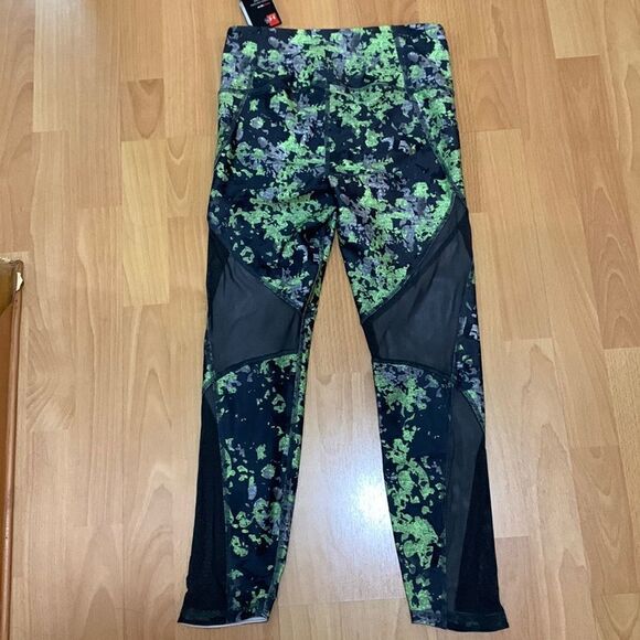 UNDER Armour Leggings  - Picture 6 of 11